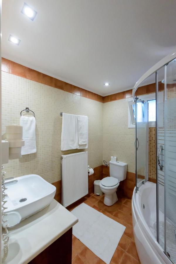 Halikounas Villa Maxim With Private Pool & Tennis Court מראה חיצוני תמונה