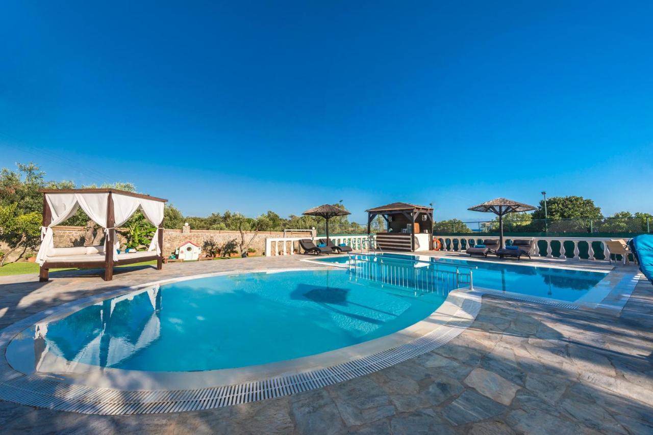 Halikounas Villa Maxim With Private Pool & Tennis Court מראה חיצוני תמונה