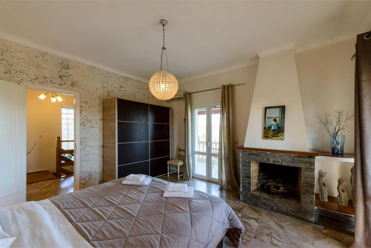 Halikounas Villa Maxim With Private Pool & Tennis Court מראה חיצוני תמונה