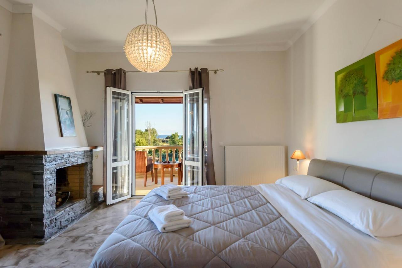 Halikounas Villa Maxim With Private Pool & Tennis Court מראה חיצוני תמונה
