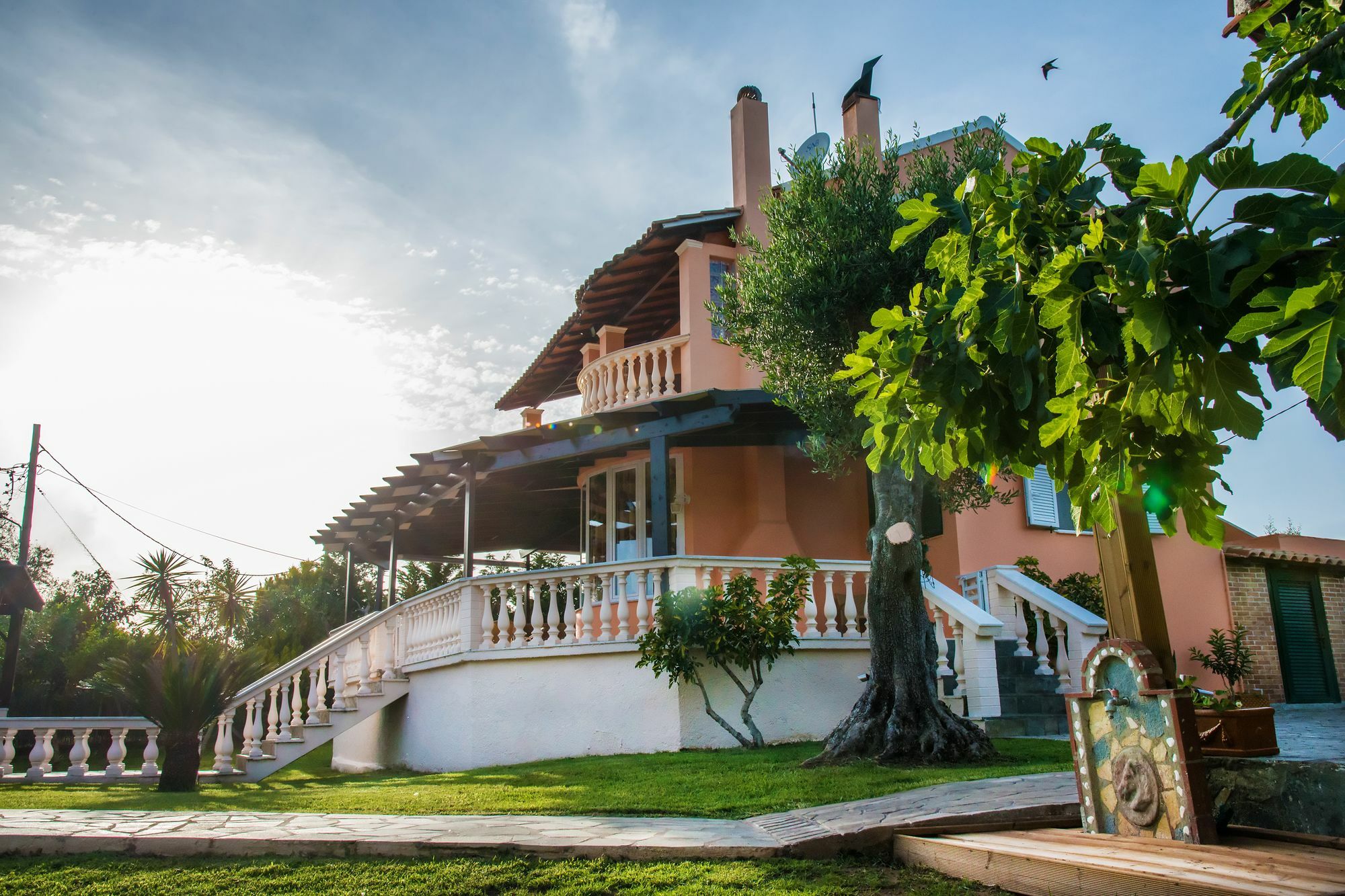 Halikounas Villa Maxim With Private Pool & Tennis Court מראה חיצוני תמונה